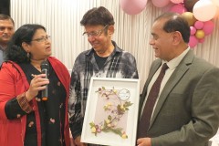 Alamgir-Wife-Award